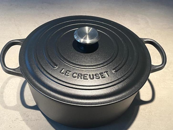 Le Creuset - Signature - Braadpan 28 cm, Huis en Inrichting, Keuken | Potten en Pannen, Zo goed als nieuw, Koekenpan of Braadpan