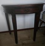 Antiek tafeltje, Ophalen