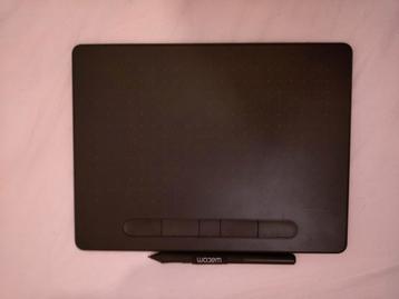 Wacom intuos S bluetooth beschikbaar voor biedingen