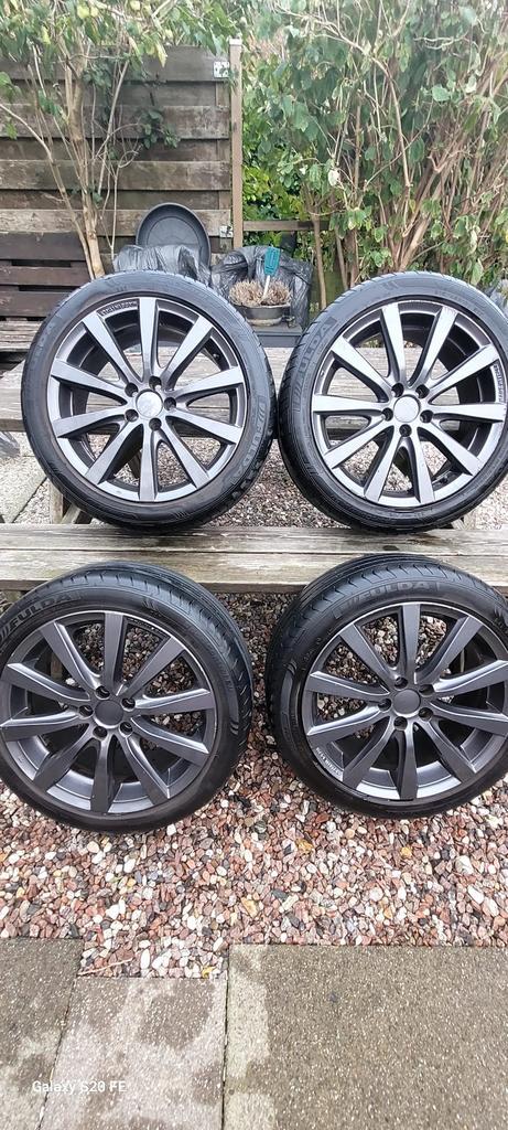 Toyota Prius banden met velgen Fulda 215/45R17 2009-2015, Auto-onderdelen, Banden en Velgen, Zomerbanden, 17 inch, 215 mm, Ophalen of Verzenden