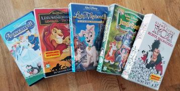 VHS: 12 Disney video banden; klein prijsje, veel plezier!! beschikbaar voor biedingen