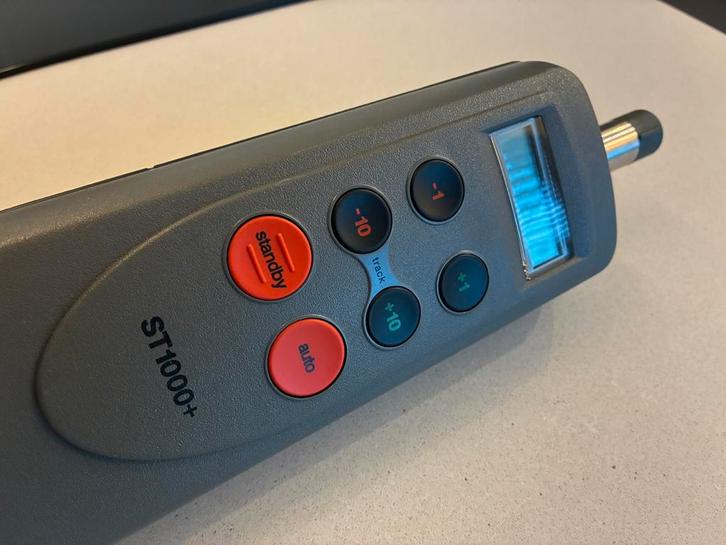 Raymarine ST1000+ (zgan) stuurautomaat, Watersport en Boten, Navigatiemiddelen en Scheepselektronica, Zo goed als nieuw, Ophalen of Verzenden