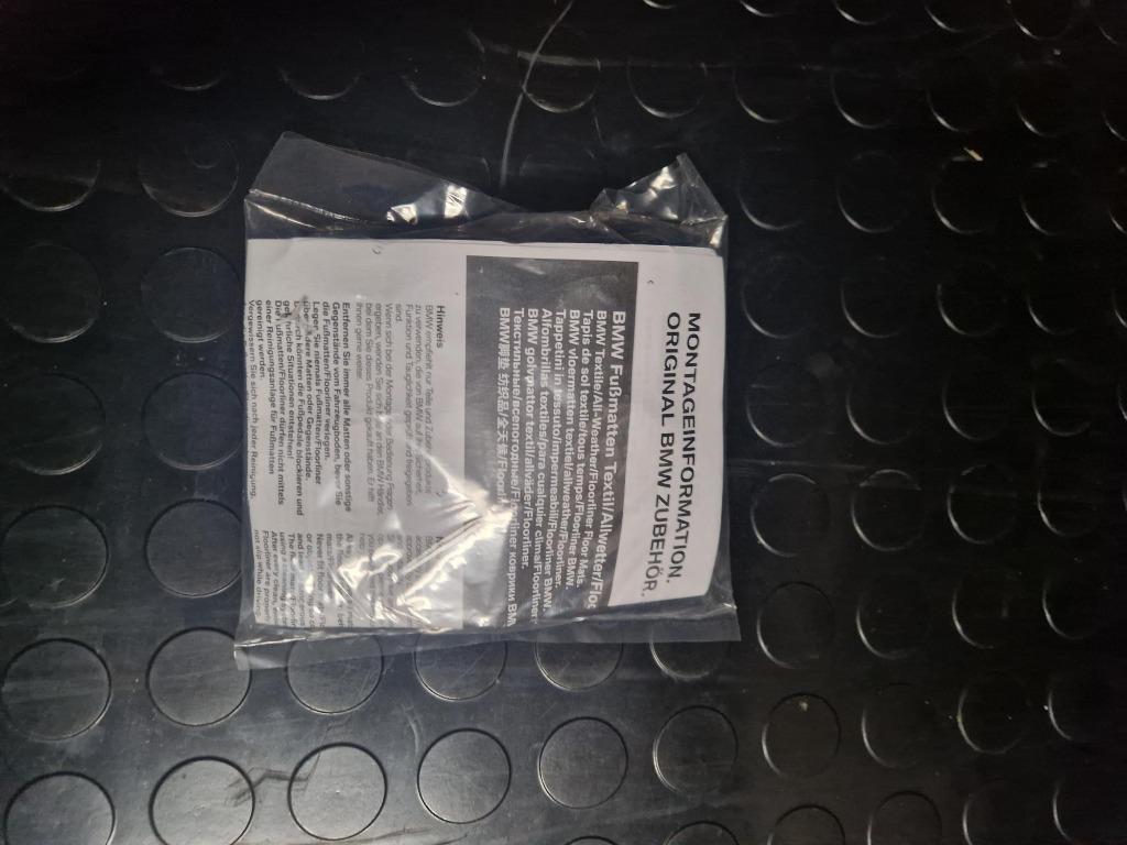 Montageset vloermatten BMW, Nieuw, Ophalen of Verzenden, BMW, Valkenswaardseweg 46