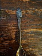 Antieke verzilverd lepel met monogram, Ophalen
