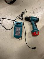 Makita Boormachine met Accu en Lader - Werkend, Boormachine, Gebruikt, Variabele snelheid, Ophalen of Verzenden