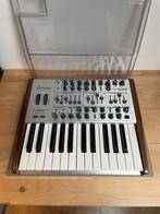 Arturia Minibrute SE - Synthesizer, Muziek en Instrumenten, Synthesizers, Overige aantallen, Zo goed als nieuw, Met midi-aansluiting