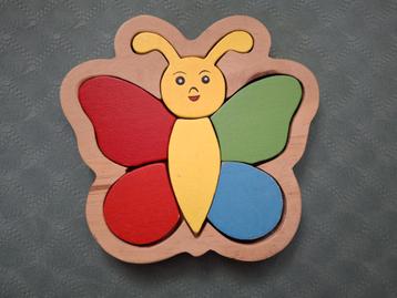 Houten Vlinder Puzzel beschikbaar voor biedingen