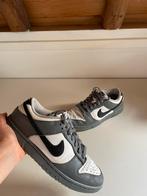 Nike dunk low grey and black, Overige kleuren, Verzenden, Nike, Sneakers of Gympen