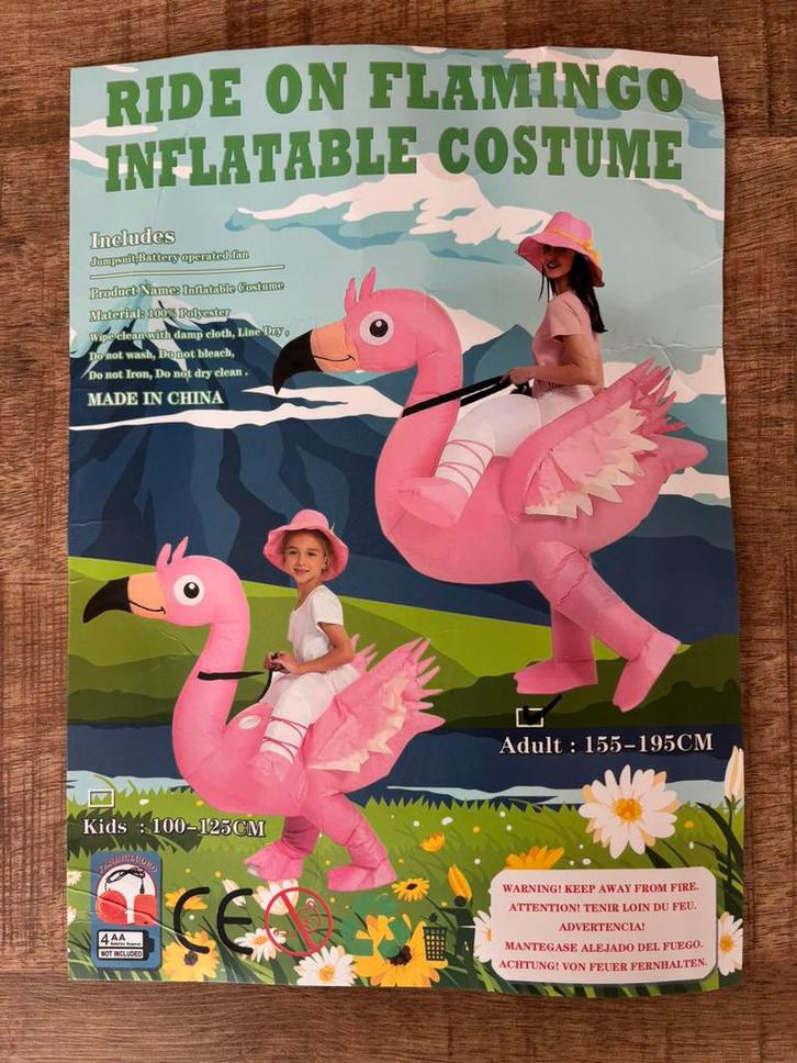 Verkleed pak flamingo., Hobby en Vrije tijd, Feestartikelen | Verhuur, Nieuw, Carnaval, Ophalen of Verzenden
