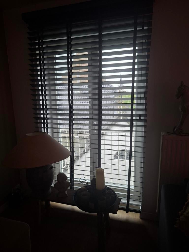 Nieuwe  houten jaloezie., Ophalen of Verzenden, Nieuw, 200 cm of meer