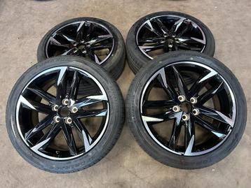 19 inch originele velgen + zomerbanden Toyota C-HR  beschikbaar voor biedingen