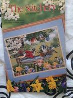 kleine borduur catalogus the stitchery late spring 1977, Ophalen of Verzenden, Gebruikt, Handborduren, Overige typen