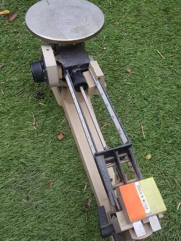 Vintage OHAUS 1 Mechanische jaren 50 weegschaal (brocante) beschikbaar voor biedingen
