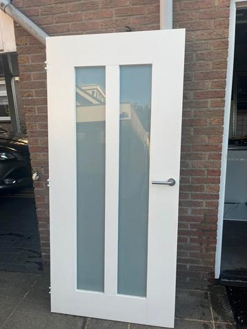 Hardhouten binnendeur 93x201 beschikbaar voor biedingen
