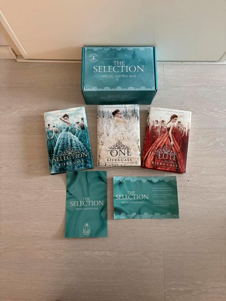 The Selection - Beacon Box, Boeken, Fantasy, Zo goed als nieuw, Ophalen of Verzenden