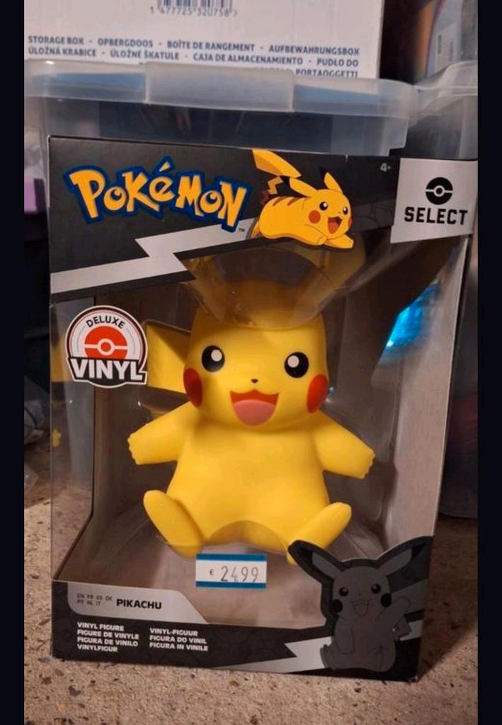 Pikachu Deluxe Vinyl Figuur - Nieuw in Verpakking!, Hobby en Vrije tijd, Verzamelkaartspellen | Pokémon, Nieuw, Overige typen