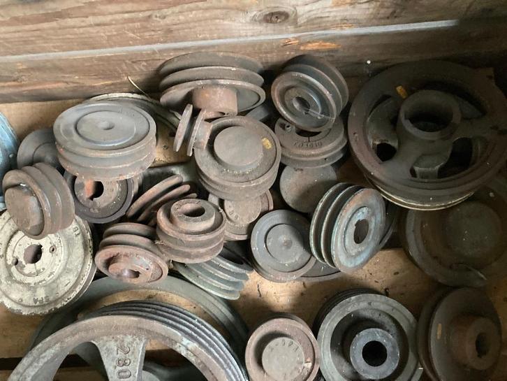 Diverse poelies in verschillende maten, as diktes, Doe-het-zelf en Verbouw, Gereedschap | Machine-onderdelen en Toebehoren, Gebruikt