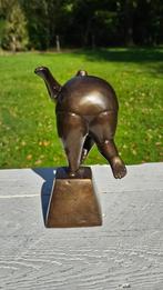 DIKKE DAME / bronzen beeld / gebogen, Ophalen of Verzenden