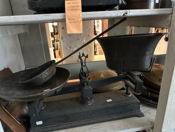 Antieke Weegschaal - Decoratief & Functioneel Object beschikbaar voor biedingen