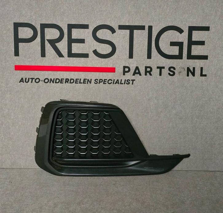 Bumper Rooster Audi A1 82A Sport Rechts 2018-2025 82A807682E, Auto-onderdelen, Overige Auto-onderdelen, Gebruikt, Herkomst onderdeel bekend