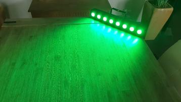 DMX LED Wash Bar / Balk met 8x4 Watt RGBW leds beschikbaar voor biedingen