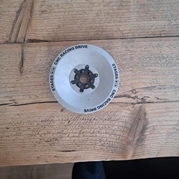 Half poulie Peugeot verticaal stage 6 beschikbaar voor biedingen