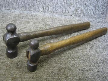 Bolhamers. 2 stuks.  840 + 650 gram beschikbaar voor biedingen