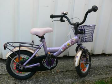 MEISJESFIETSEN beschikbaar voor biedingen