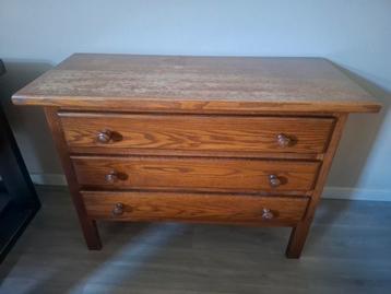 Ladenkast 3 laden beschikbaar voor biedingen