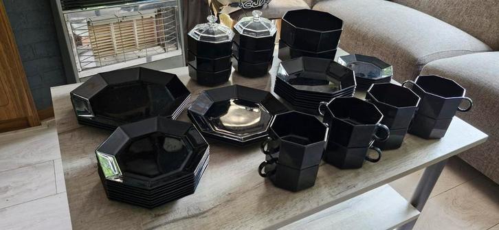 Arcoroc Octime Zwart Servies, Huis en Inrichting, Keuken | Servies, Gebruikt, Bord(en), Effen, Ophalen of Verzenden