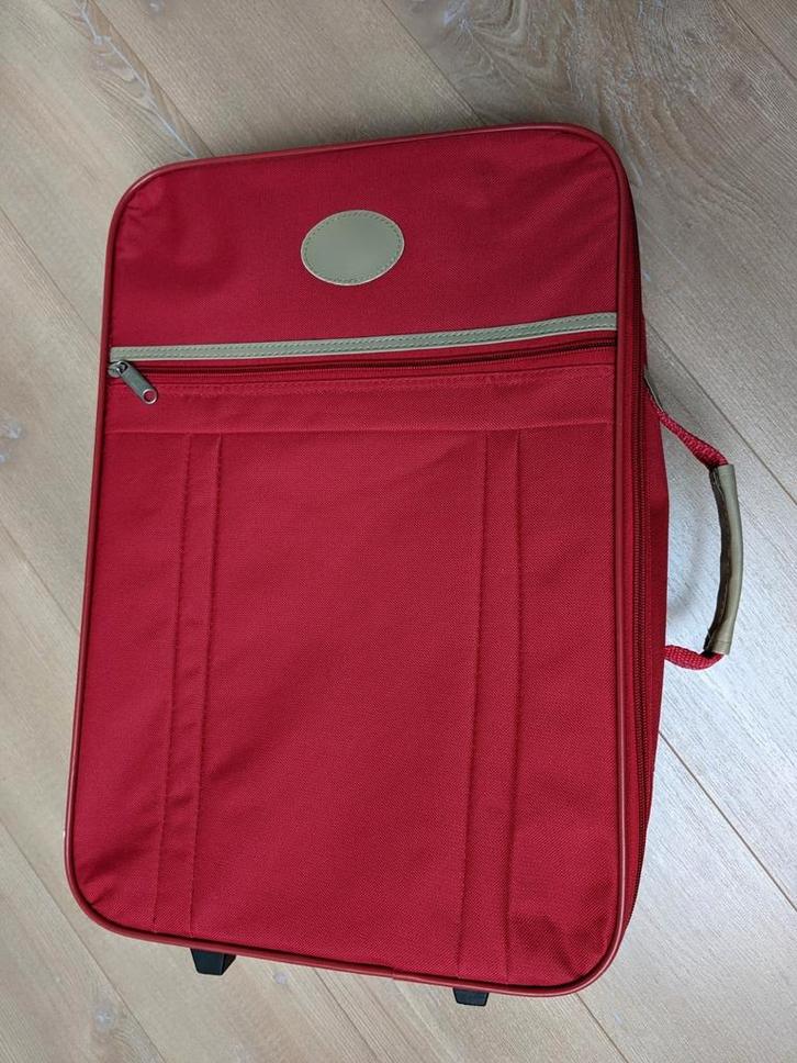 NIEUW: softcase handbagage trolleykoffer + wieltjes & stang, Sieraden, Tassen en Uiterlijk, Koffers, Nieuw, Zacht kunststof, Minder dan 50 cm