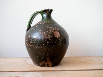 Schitterende antieke Franse kruik beschikbaar voor biedingen