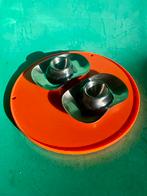 Vintage eierdopjes chrome set van 2 mid century, Huis en Inrichting, Keuken | Servies, Overige materialen, Gebruikt, Overige typen
