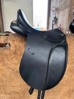 Dressuurzadel 17,5 inch, Ophalen of Verzenden, Zo goed als nieuw, Dressuur