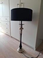 Hoge zwarte chromen staande lamp met fluwelen kap, Huis en Inrichting, Lampen | Tafellampen, Klassiek, Ophalen of Verzenden, Zo goed als nieuw