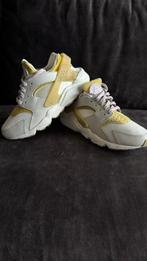 Nike huarache MAAT 41, Ophalen, Zo goed als nieuw, Schoenen