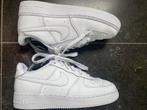Goede Nike Air Force 1 wit in maat 40, Wit, Nike, Ophalen of Verzenden, Sneakers of Gympen