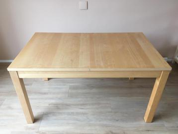 IKEA Bjursta uitschuifbare eettafel 140-220L x 84B x 74,5H beschikbaar voor biedingen