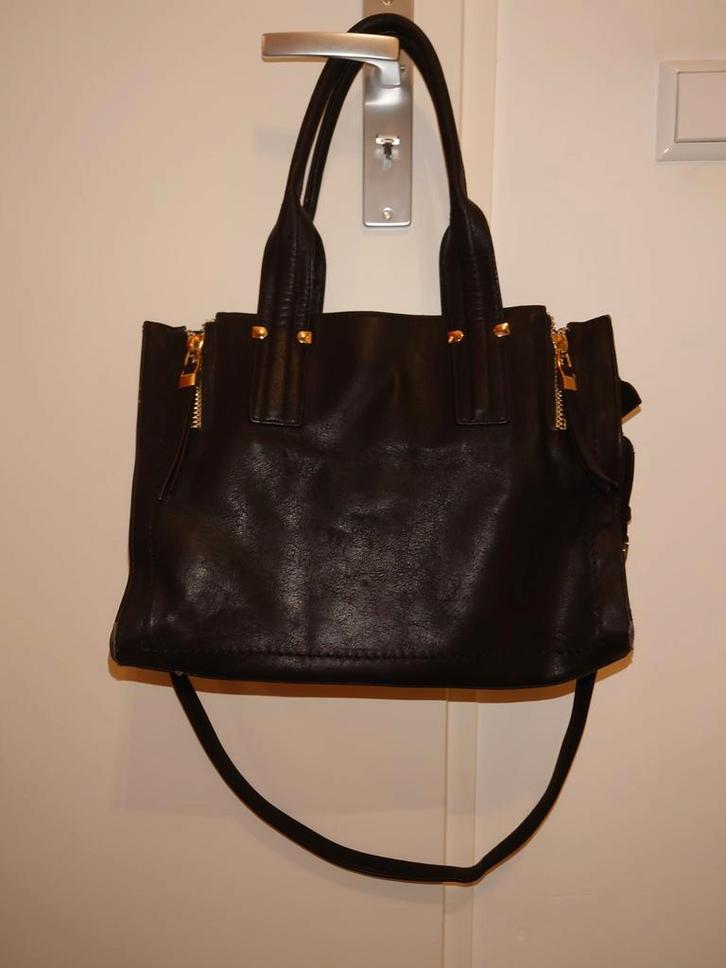 Tom & Eva handtas tas zwart met gouden accenten, Sieraden, Tassen en Uiterlijk, Tassen | Damestassen, Gebruikt, Handtas, Zwart