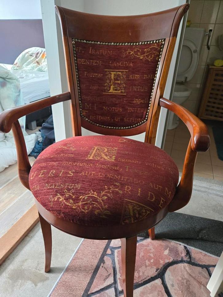 Antieke fauteuil met unieke bekleding, Antiek en Kunst, Antiek | Meubels | Stoelen en Banken, Ophalen of Verzenden