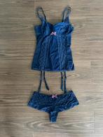 Lingerie set Passionata, kanten slip en hemdje, Maat S, Passionata, Ophalen of Verzenden, Blauw, Setje