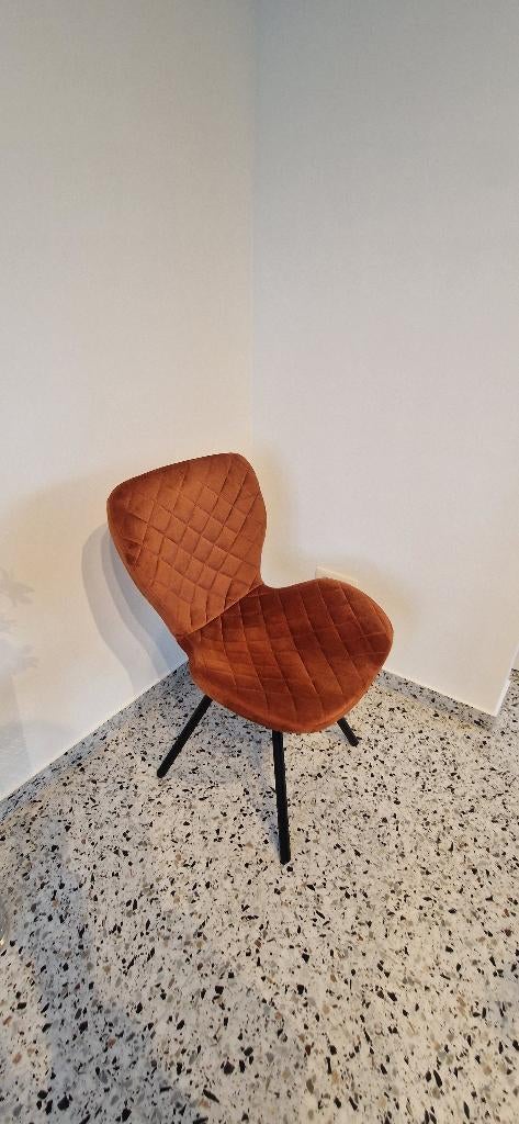 Mooie terra eetkamerstoelen, Huis en Inrichting, Ophalen, Overige kleuren, Zo goed als nieuw, Vier