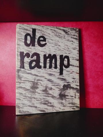 DE RAMP, eerste boek over de watersnoodramp van1953 beschikbaar voor biedingen