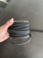 Rol elastiek meer als 40m nog erop, 1cm breed nieuw!, Hobby en Vrije tijd, Naaien en Fournituren, Nieuw, Ophalen of Verzenden