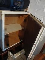 Vintage medicijnkastje, Antiek en Kunst, Ophalen of Verzenden