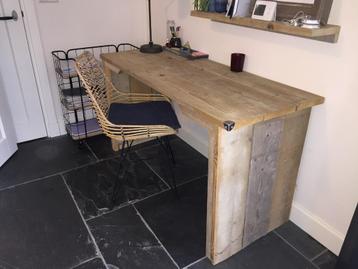 Steigerhouten bureau 61 x 150 en 80 hoog beschikbaar voor biedingen