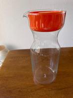 Glazen "Karaf Met Oranje Deksel" Merk: Riedel Jaren 80 Nieuw, Verzamelen, Ophalen of Verzenden, Nieuw, Bierglas