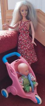 Barbie met kinderwagen en baby, Ophalen of Verzenden, Gebruikt, Barbie
