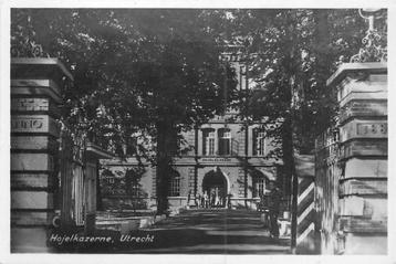 (388-527-017) Utrecht Hojelkazerne beschikbaar voor biedingen