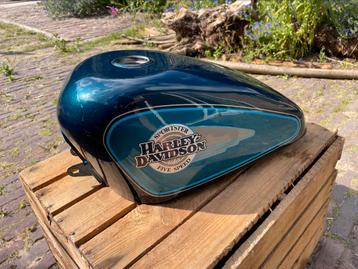 Zeer nette tank Harley-Davidson Sportster !! beschikbaar voor biedingen